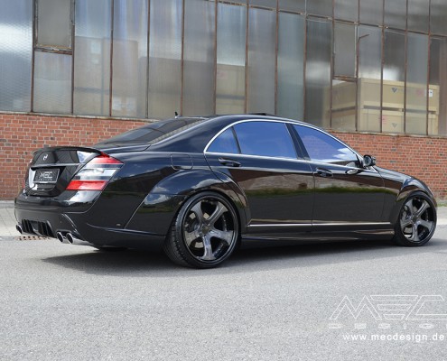 W221 V221 S-Klasse Mercedes Tuning AMG Bodykit Felgen Auspuff Spurverbreiterung Carbon