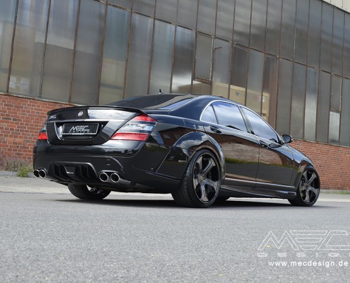 W221 V221 S-Klasse Mercedes Tuning AMG Bodykit Felgen Auspuff Spurverbreiterung Carbon