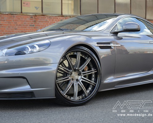 MEC Design Aston Martin DBS "Royale" with CCD10 10Jx21 and 12Jx21 wheels