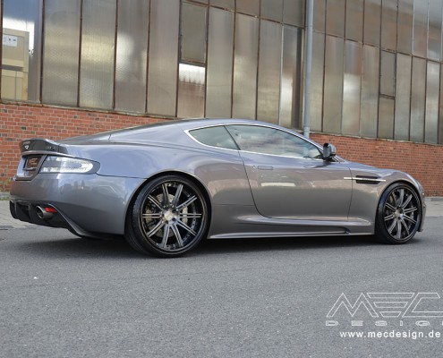 MEC Design Aston Martin DBS "Royale" with CCD10 10Jx21 and 12Jx21 wheels