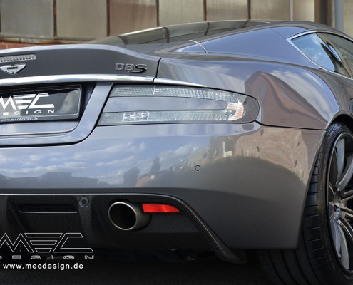 MEC Design Aston Martin DBS "Royale" with CCD10 10Jx21 and 12Jx21 wheels