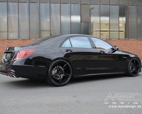 W222 V222 X222 Maybach S-Klasse Mercedes Tuning AMG Bodykit Felgen Auspuff Spurverbreiterung Carbon