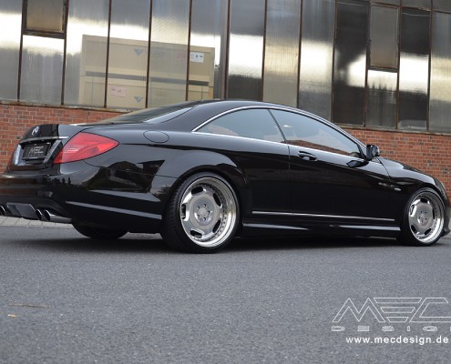 MEC Design CL500 with mecxtreme1 3 piece wheel in 9,5+11x20