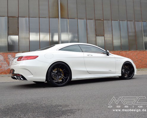 C217 A217 S Coupé S63 S65 Mercedes Tuning AMG Bodykit Felgen Auspuff Spurverbreiterung Carbon