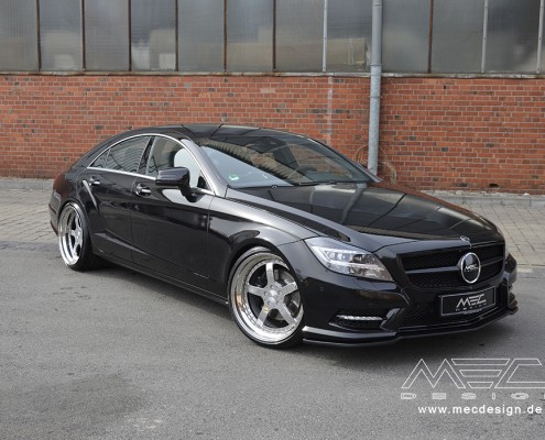 C218 X218 CLS Shooting Brake Mercedes Tuning AMG Bodykit Felgen Auspuff Spurverbreiterung Carbon