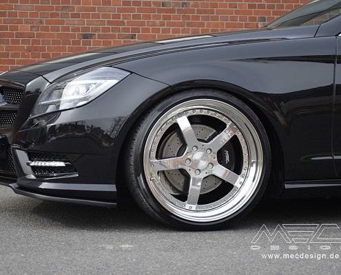 C218 X218 CLS Shooting Brake Mercedes Tuning AMG Bodykit Felgen Auspuff Spurverbreiterung Carbon