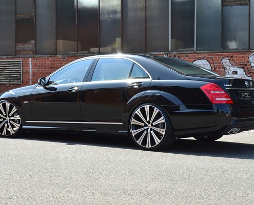 W221 V221 S-Klasse Mercedes Tuning AMG Bodykit Felgen Auspuff Spurverbreiterung Carbon