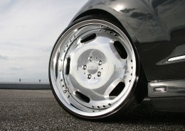 W221 V221 S-Klasse Mercedes Tuning AMG Bodykit Felgen Auspuff Spurverbreiterung Carbon