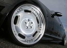 W221 V221 S-Klasse Mercedes Tuning AMG Bodykit Felgen Auspuff Spurverbreiterung Carbon