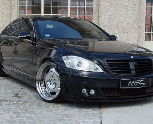 W221 V221 S-Klasse Mercedes Tuning AMG Bodykit Felgen Auspuff Spurverbreiterung Carbon