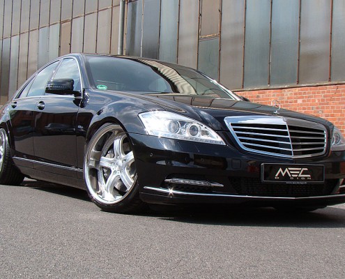 W221 V221 S-Klasse Mercedes Tuning AMG Bodykit Felgen Auspuff Spurverbreiterung Carbon
