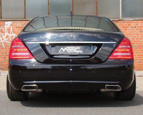 W221 V221 S-Klasse Mercedes Tuning AMG Bodykit Felgen Auspuff Spurverbreiterung Carbon