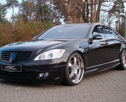 W221 V221 S-Klasse Mercedes Tuning AMG Bodykit Felgen Auspuff Spurverbreiterung Carbon