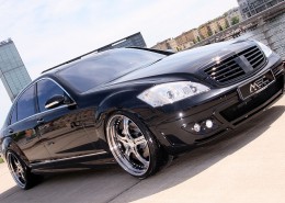 W221 V221 S-Klasse Mercedes Tuning AMG Bodykit Felgen Auspuff Spurverbreiterung Carbon
