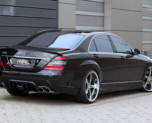 W221 V221 S-Klasse Mercedes Tuning AMG Bodykit Felgen Auspuff Spurverbreiterung Carbon