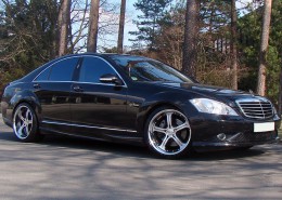 W221 V221 S-Klasse Mercedes Tuning AMG Bodykit Felgen Auspuff Spurverbreiterung Carbon