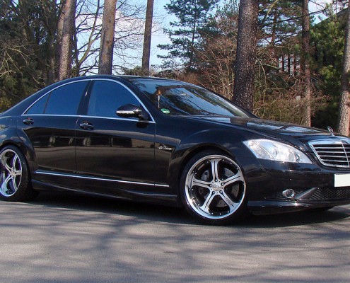 W221 V221 S-Klasse Mercedes Tuning AMG Bodykit Felgen Auspuff Spurverbreiterung Carbon