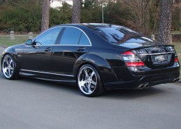 W221 V221 S-Klasse Mercedes Tuning AMG Bodykit Felgen Auspuff Spurverbreiterung Carbon