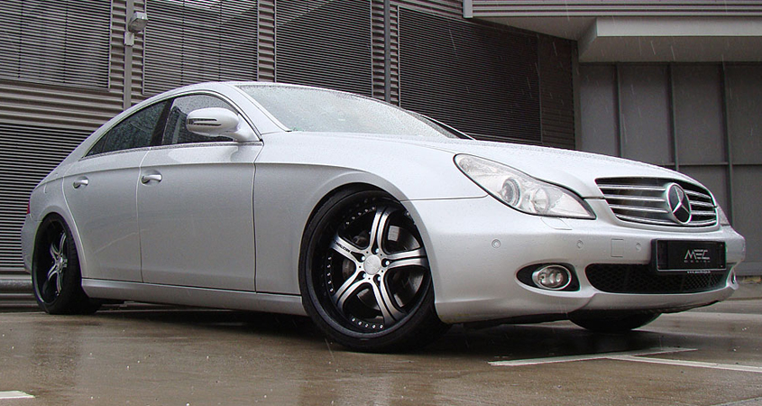 W219 CLS Mercedes Tuning AMG Bodykit Felgen Auspuff Spurverbreiterung Carbon