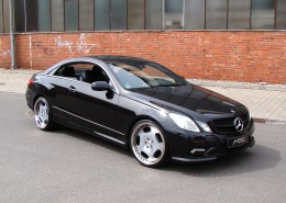 C207 A207 Mercedes Tuning AMG Bodykit Felgen Auspuff Spurverbreiterung Carbon
