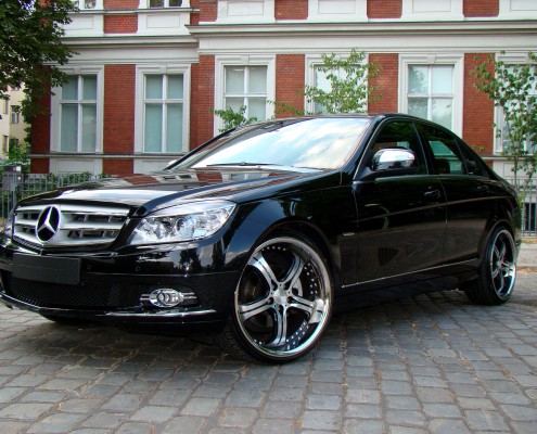 W204 C204 S204 C-Klasse Mercedes Tuning AMG Bodykit Felgen Auspuff Spurverbreiterung Carbon
