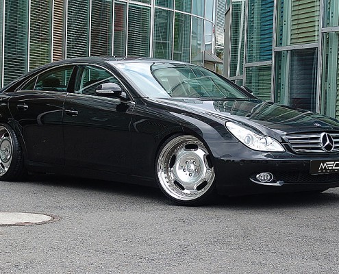 W219 CLS Tuning AMG Bodykit Felgen Auspuff Spurverbreiterung Carbon
