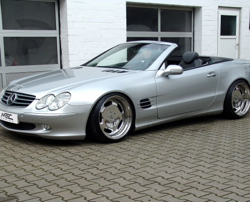 R230 SL Roadster Mercedes Tuning AMG Bodykit Felgen Auspuff Spurverbreiterung Carbon