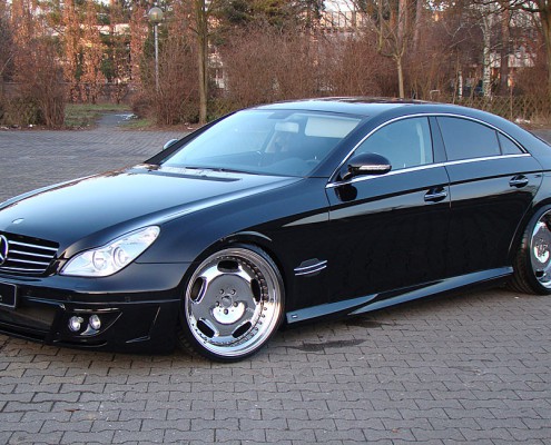 W219 CLS Tuning AMG Bodykit Felgen Auspuff Spurverbreiterung Carbon