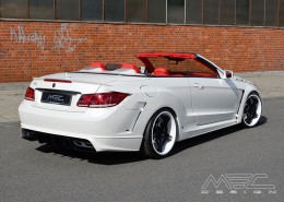 C207 A207 Mercedes Tuning AMG Bodykit Felgen Auspuff Spurverbreiterung Carbon