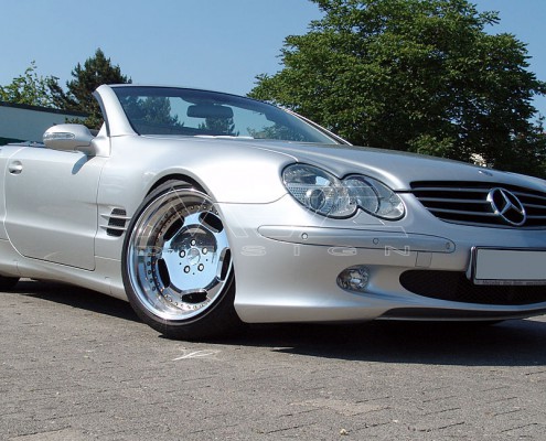 R230 SL Roadster Mercedes Tuning AMG Bodykit Felgen Auspuff Spurverbreiterung Carbon