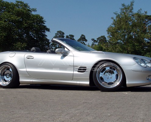 R230 SL Roadster Mercedes Tuning AMG Bodykit Felgen Auspuff Spurverbreiterung Carbon