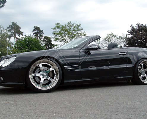 R230 SL Roadster Mercedes Tuning AMG Bodykit Felgen Auspuff Spurverbreiterung Carbon