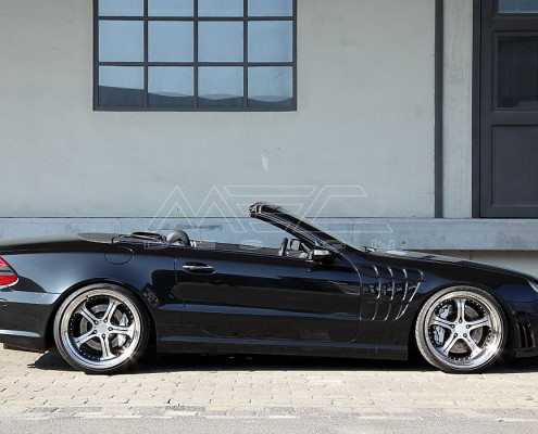 R230 SL Roadster Mercedes Tuning AMG Bodykit Felgen Auspuff Spurverbreiterung Carbon