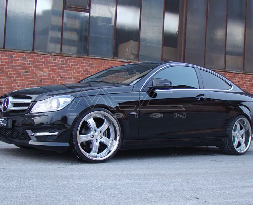 W204 C204 S204 C-Klasse Mercedes Tuning AMG Bodykit Felgen Auspuff Spurverbreiterung Carbon