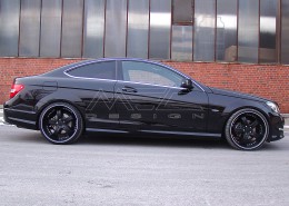 W204 C204 S204 C-Klasse Mercedes Tuning AMG Bodykit Felgen Auspuff Spurverbreiterung Carbon