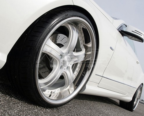 E350CDI with mecxtremeIII 1pc. Wheel Satin White Edition and Exhaust