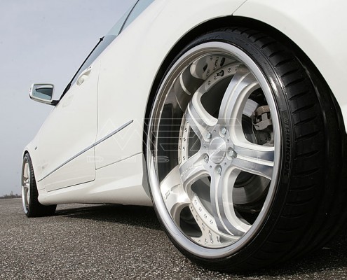 E350CDI with mecxtremeIII 1pc. Wheel Satin White Edition and Exhaust
