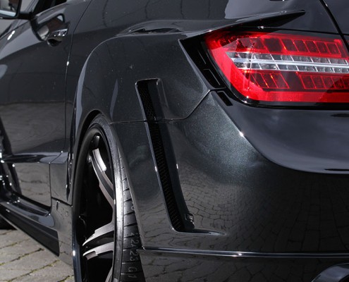 C207 A207 Mercedes Tuning AMG Bodykit Felgen Auspuff Spurverbreiterung Carbon