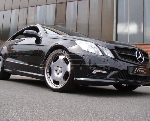 C207 A207 Mercedes Tuning AMG Bodykit Felgen Auspuff Spurverbreiterung Carbon