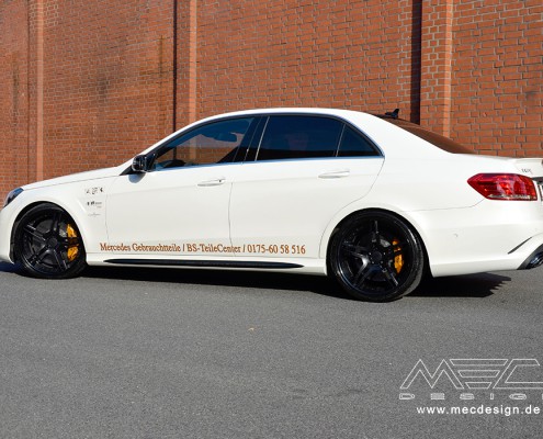 W212 S212 E-Klasse Mercedes Tuning AMG Bodykit Felgen Auspuff Spurverbreiterung Carbon
