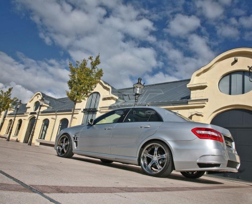 W212 S212 E Class Mercedes Tuning AMG Bodykit Wheels Exhaust Spacer Carbon