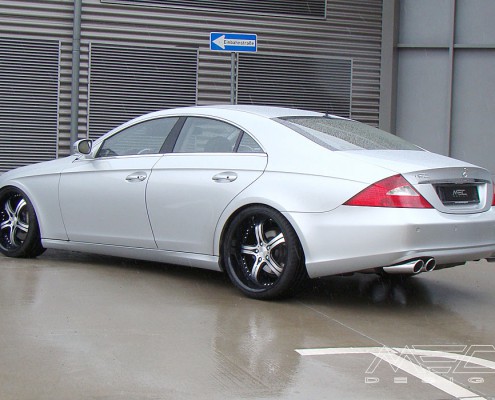 W219 CLS Mercedes Tuning AMG Bodykit Wheels Exhaust Spacer Carbon