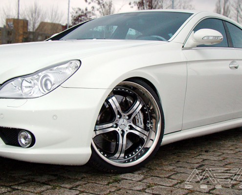 W219 CLS Tuning AMG Bodykit Felgen Auspuff Spurverbreiterung Carbon