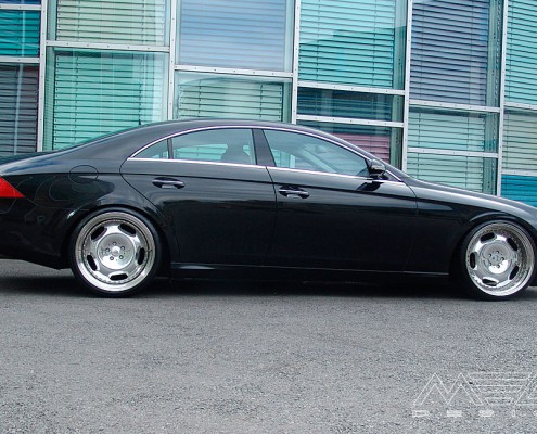 W219 CLS Mercedes Tuning AMG Bodykit Wheels Exhaust Spacer Carbon