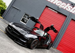 SLS C197 Mercedes Tuning AMG Bodykit Felgen Auspuff Spurverbreiterung Carbon