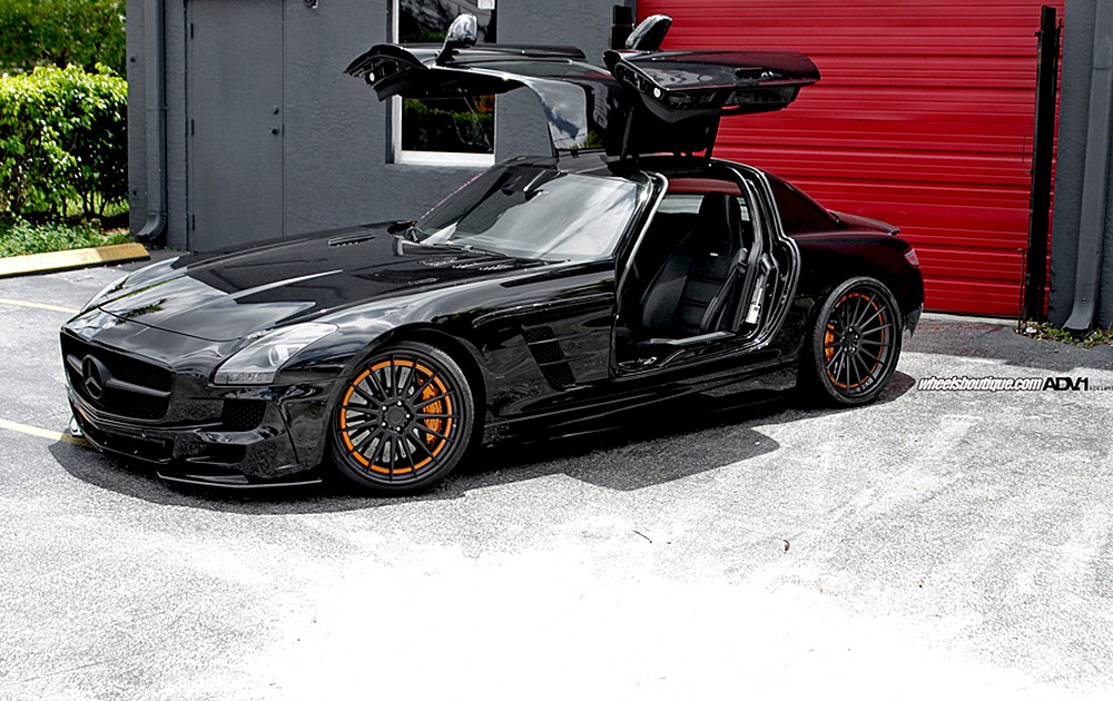 SLS C197 Mercedes Tuning AMG Bodykit Felgen Auspuff Spurverbreiterung Carbon