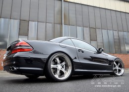 R230 SL Roadster Mercedes Tuning AMG Bodykit Felgen Auspuff Spurverbreiterung Carbon
