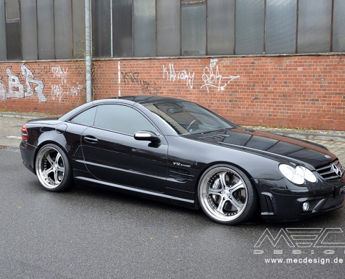 R230 SL Roadster Mercedes Tuning AMG Bodykit Felgen Auspuff Spurverbreiterung Carbon