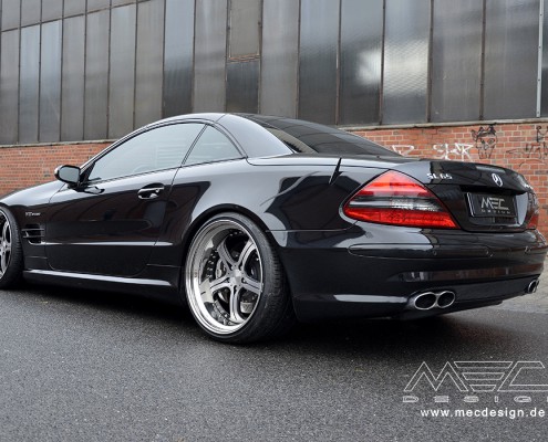 R230 SL Roadster Mercedes Tuning AMG Bodykit Felgen Auspuff Spurverbreiterung Carbon