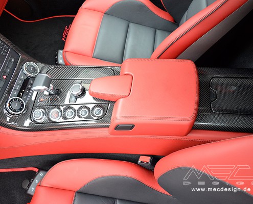SLS R197 Mercedes Tuning AMG Interior Carbon Leder